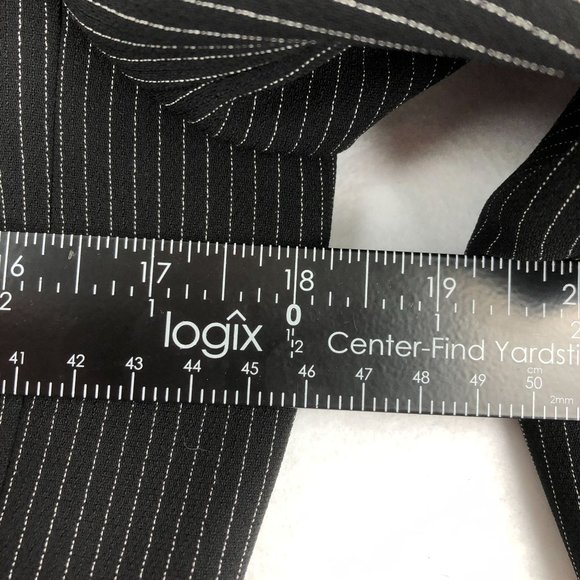 Tahari ASL Women's Size 6 Black White Striped Two-Button Blazer Jacket - Picture 4 of 8